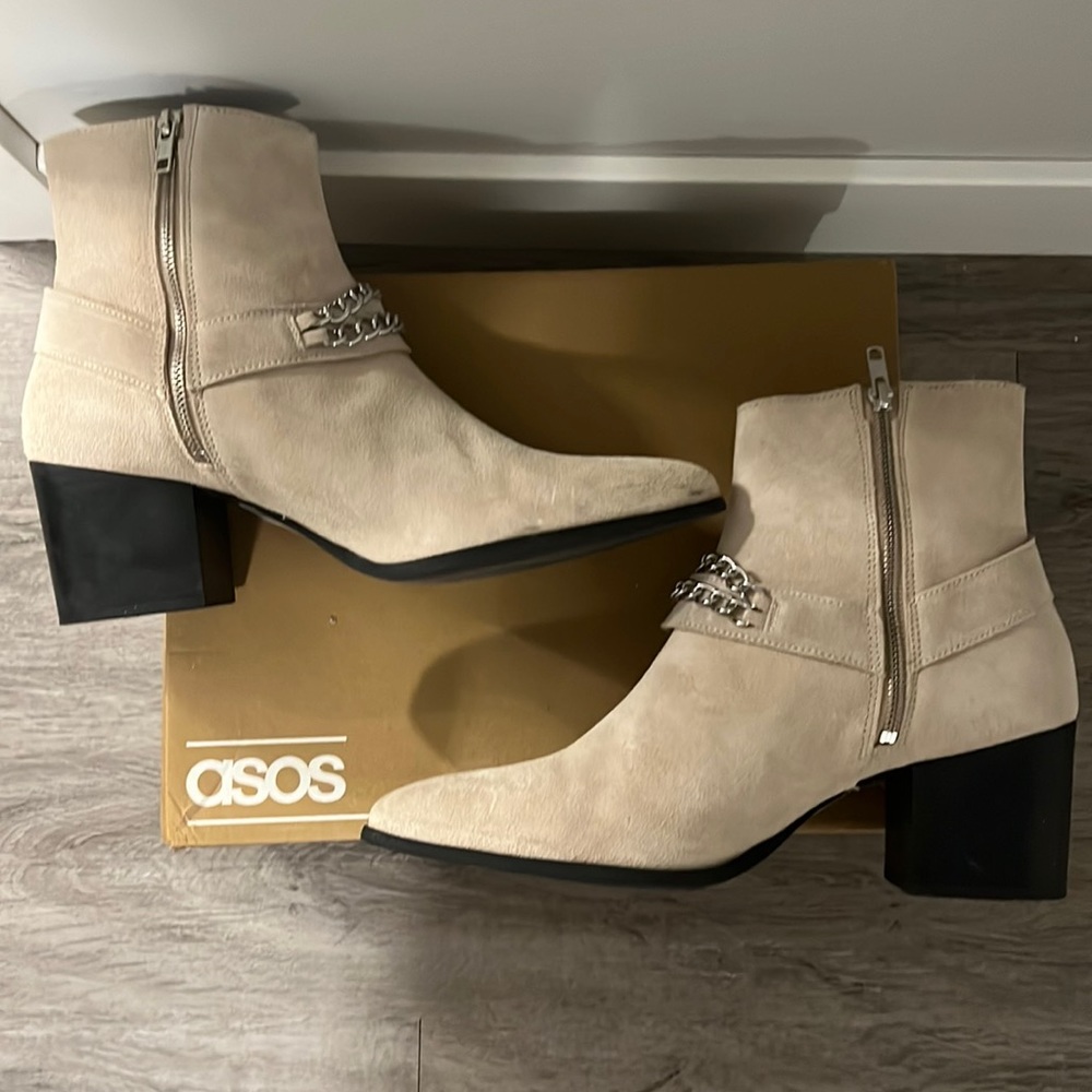 Mens dress/casual boots